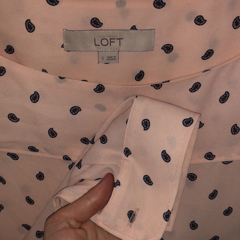 LOFT blouse - Picture 2 of 3